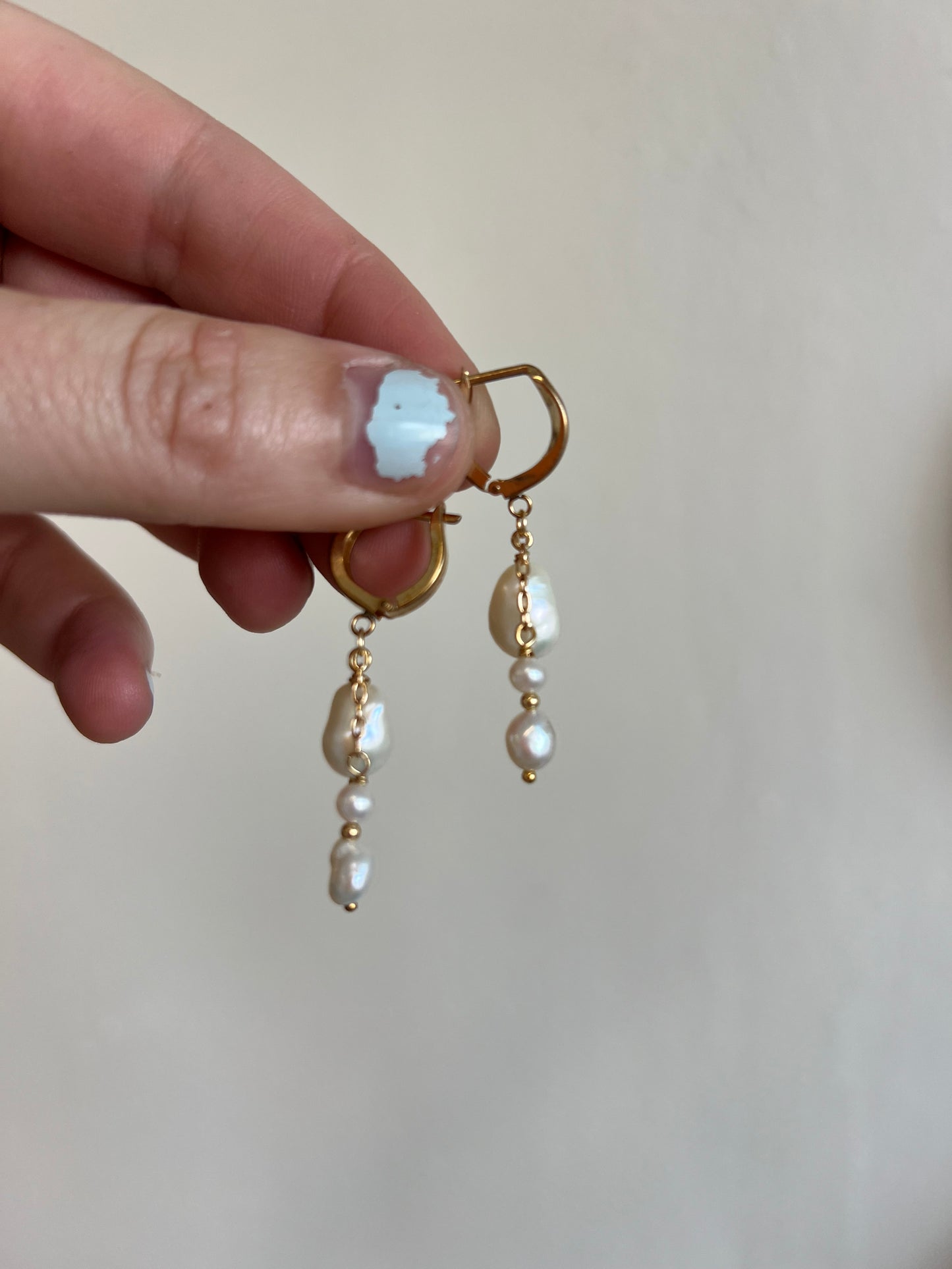 Pearl Hinge Hoops