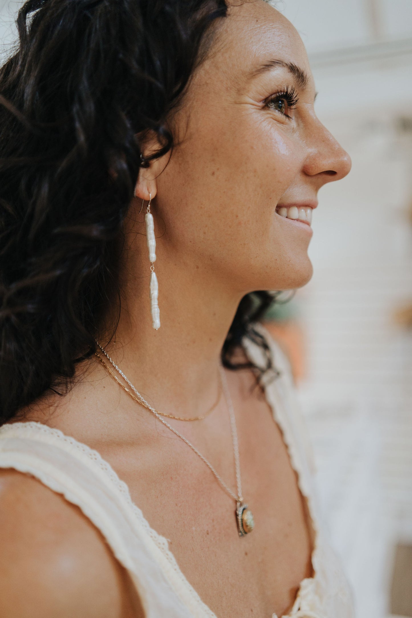 The Sway Pearls- Minimalist Earrings