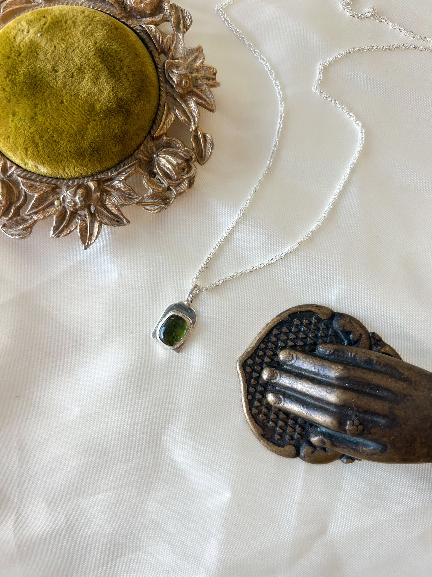 Green Olive Tourmaline: La Puerta Medallion