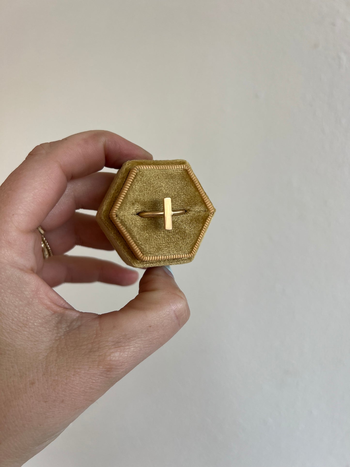 Aligned Ring in 14k Solid Gold