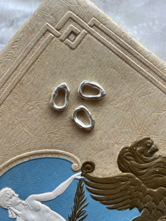 The Fluid Pendant