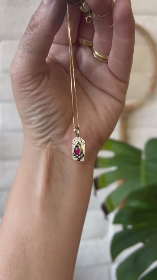14k Gold Garnet Embellished La Puerta